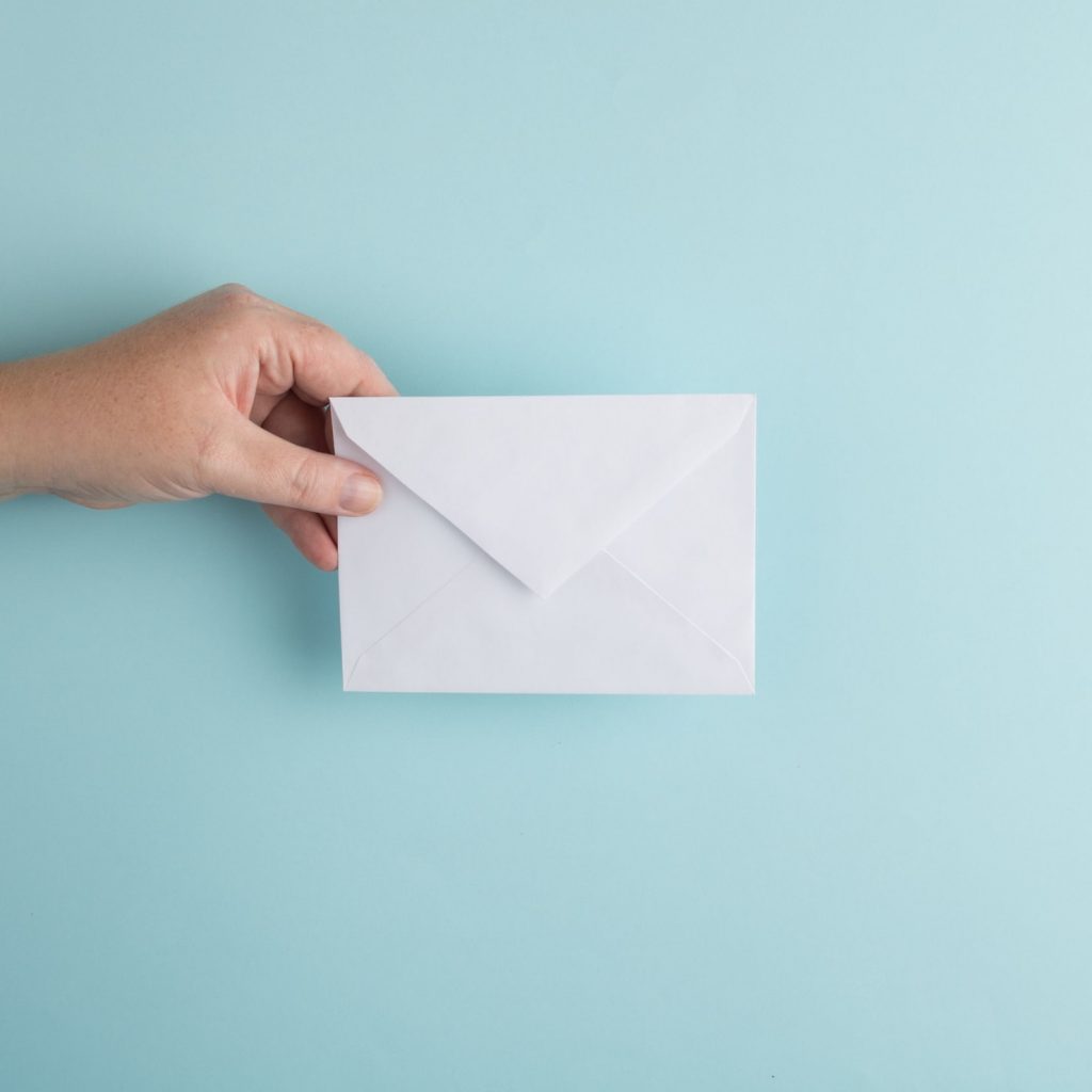 How A Virtual Mailbox Can Give Your Startup Instant Credibility blog img