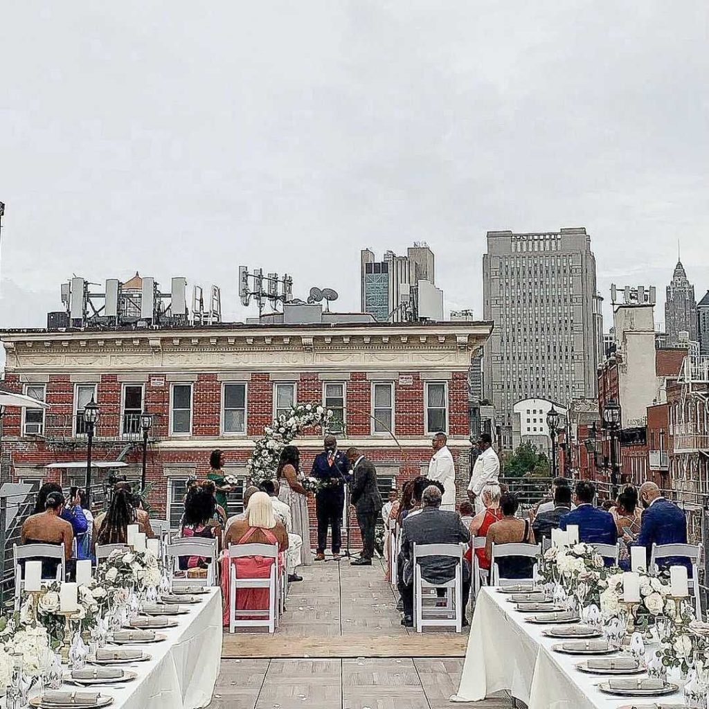 6 Reasons Why Rooftop Weddings Are So Amazing blog img