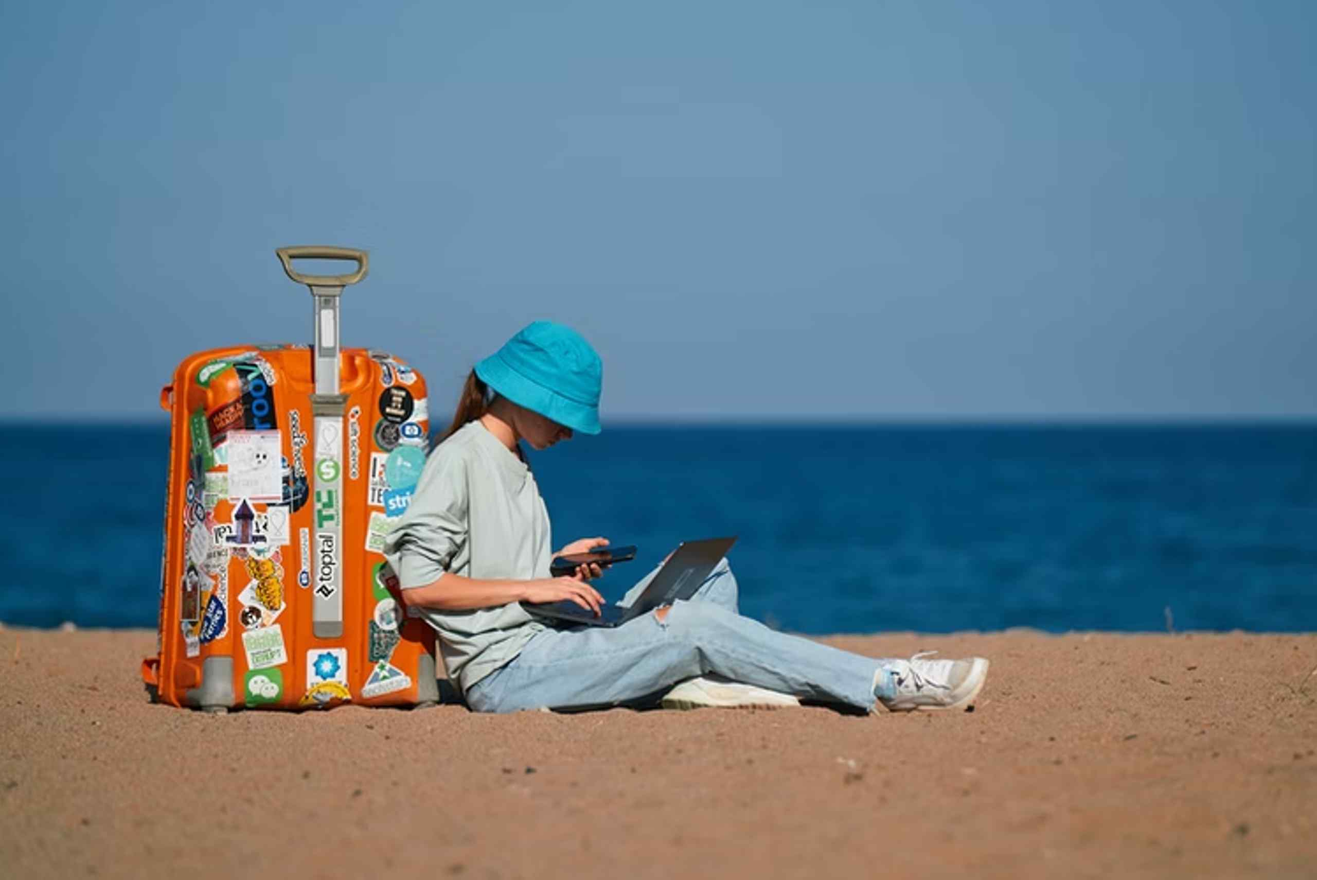 
                          Why Digital Nomads Use A Virtual Mailbox For A Permanent Address                          