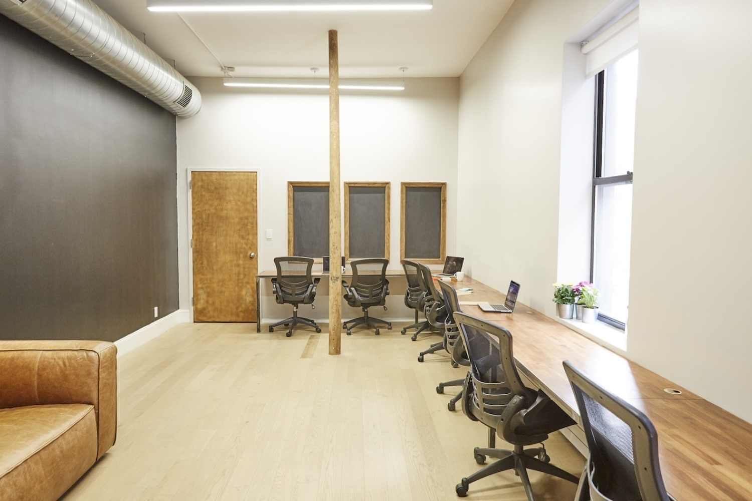 
                          Best Private Offices for Startups in the US                          