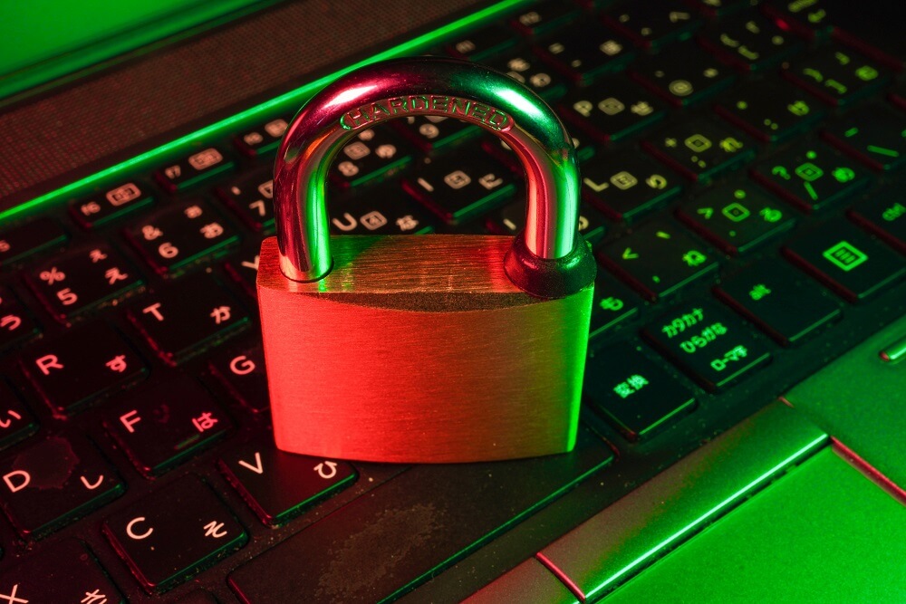 photograph of a padlock on a keyboard to illustrate the use of ZTNA for enhanced cybersecurity